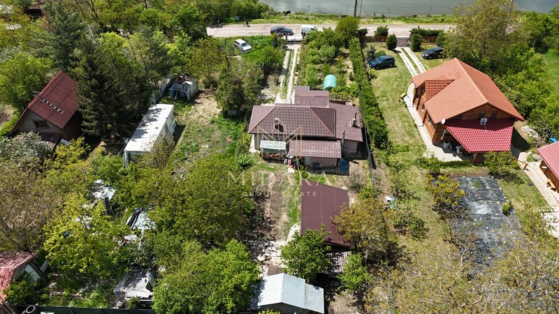 Moara Vlasiei casa + teren 887 mp, priveliste catre lac si padure