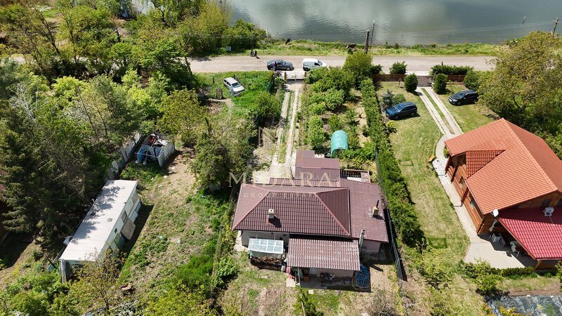 Moara Vlasiei casa + teren 887 mp, priveliste catre lac si padure