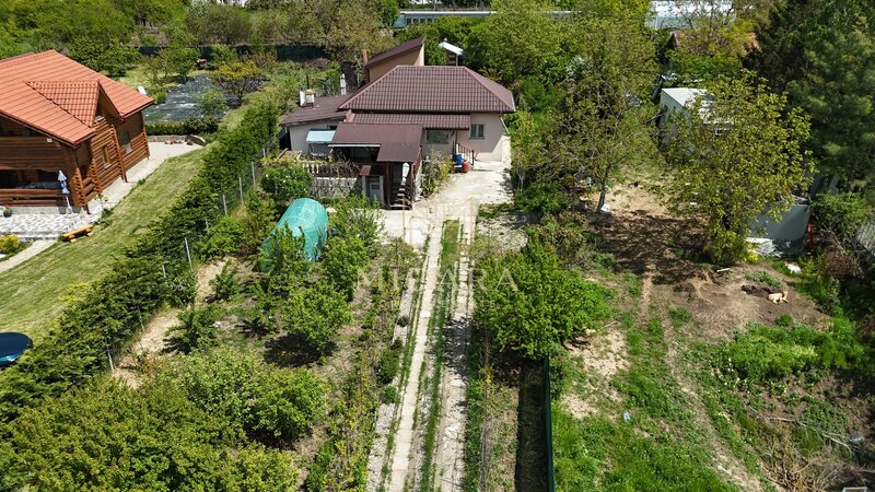 Moara Vlasiei casa + teren 887 mp, priveliste catre lac si padure
